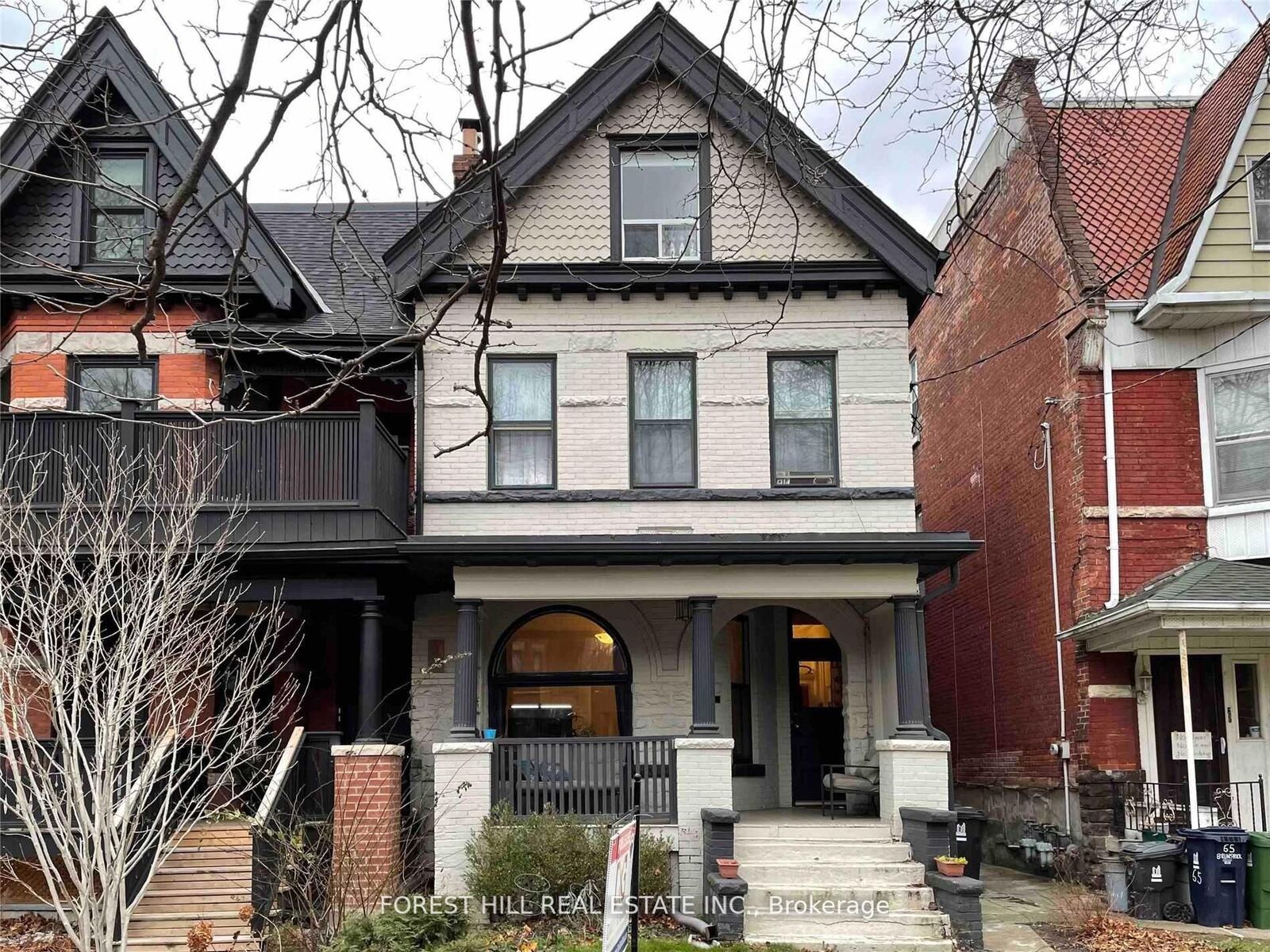 Property Photo: 67 Brunswick Avenue Lower ON M5S 2L8