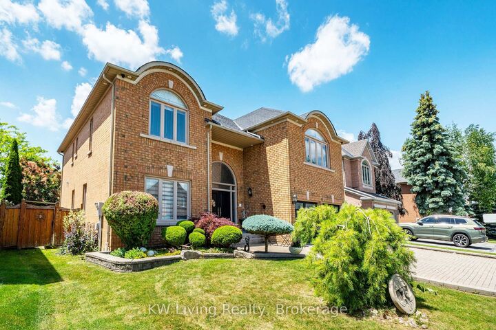 Property Photo: 76 Silver Rose Crescent ON L6C 1W6