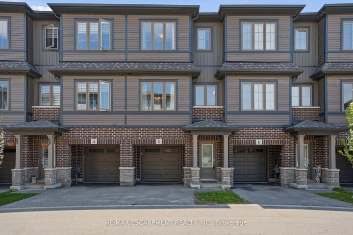 124 Compass Trail Unit 5 — photo 1