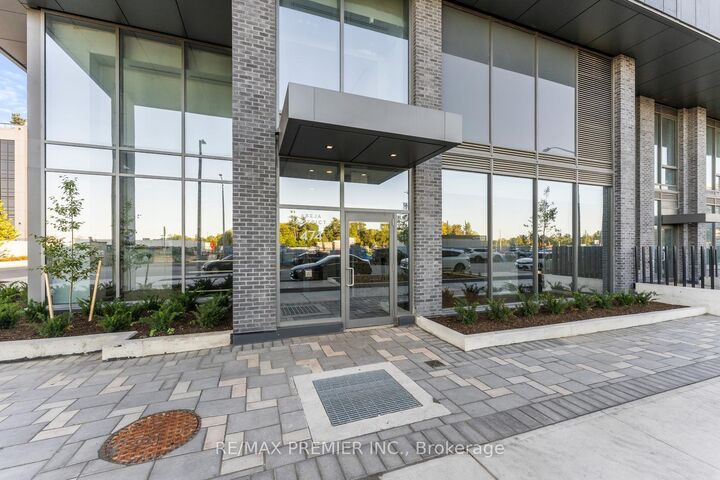Property Photo:  474 Caldari Road 308  ON L4K 0R5 