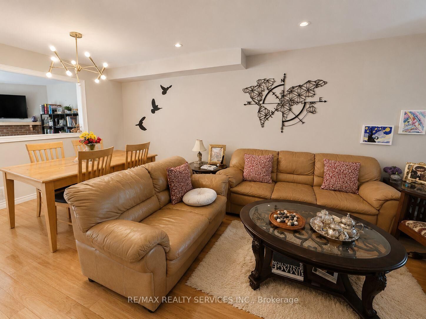 Photo de la propriété: 6897 Bansbridge Crescent ON L5N 6T1