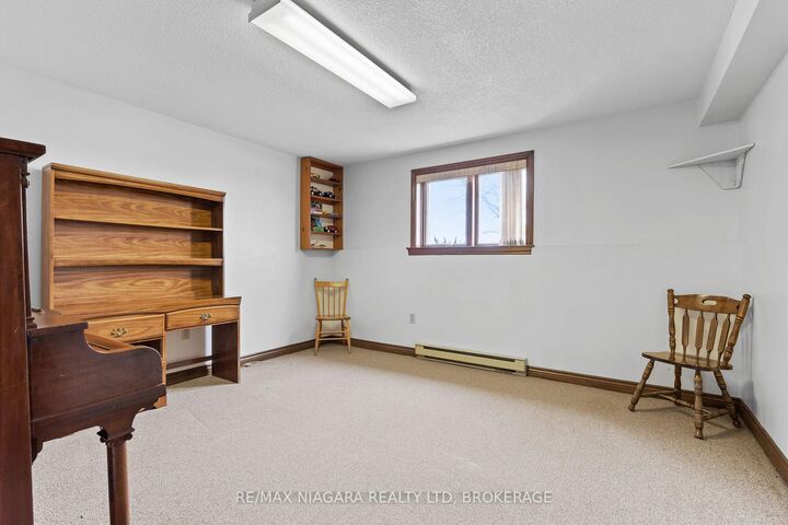 Property Photo: 11292 Golf Course Road ON L0S 1V0