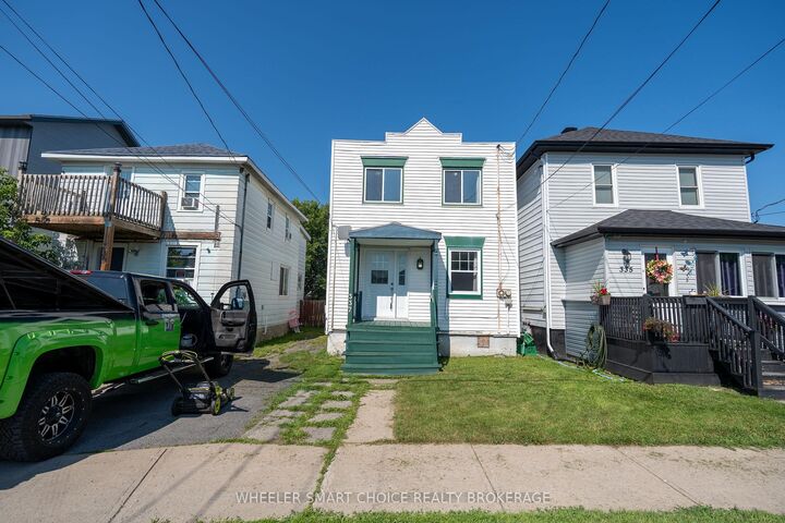 Property Photo: 337 Guy Street ON K6H 4V3