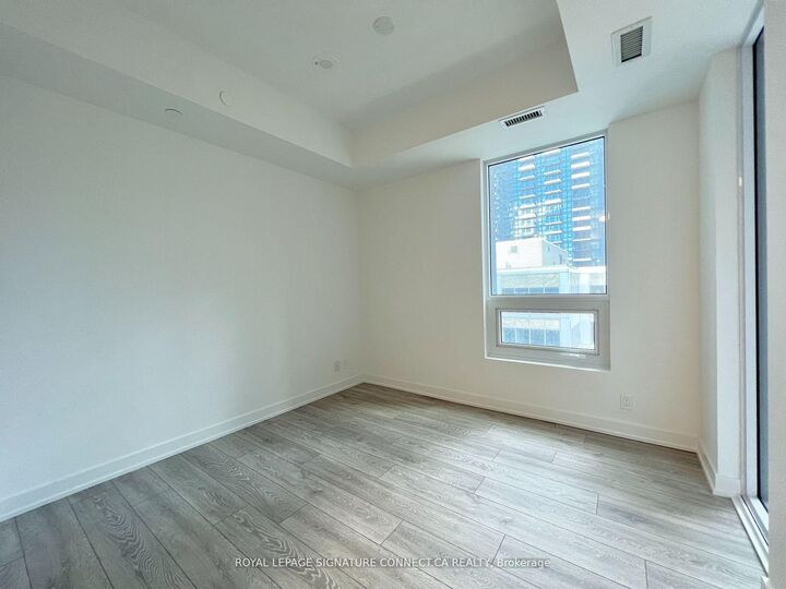 Property Photo:  108 Peter Street 1107  ON M5V 2G7 
