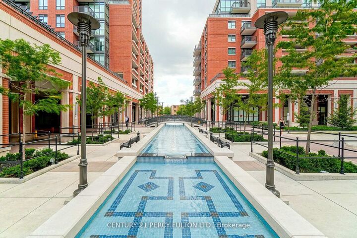 Photo de la propriété: 830 Lawrence Avenue W 501 ON M6A 0B6