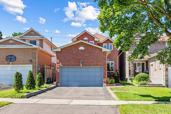 Property Photo: 6 Bluebell Crescent ON L1P 1K7