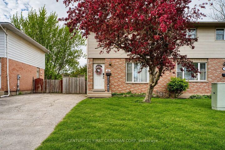 Property Photo: 22 Denlaw Road ON N6G 3L4