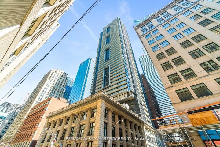 Property Photo:  70 Temperance Street 3905  ON M5H 0B1 