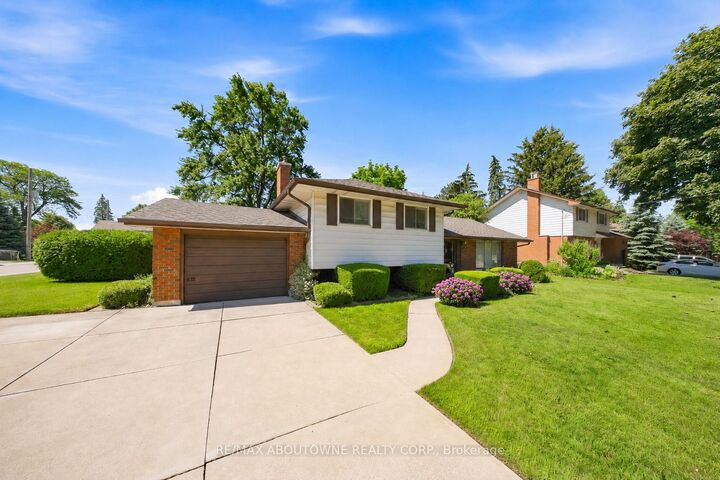 Property Photo: 73 Price Avenue ON L9C 1K5