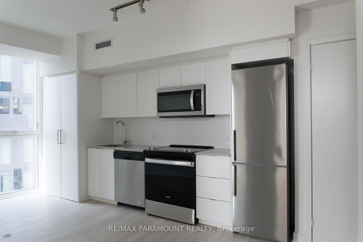 30 Tretti Way 1111 — photo 1