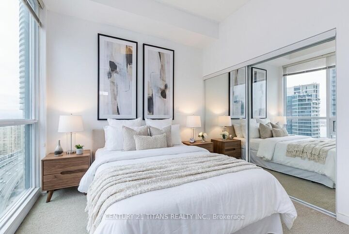 Property Photo: 55 Bremner Boulevard 2807 ON M5J 0A6
