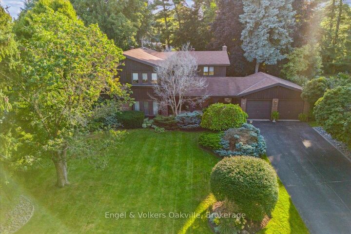 Property Photo: 250 Gatestone Avenue ON L6J 5R9