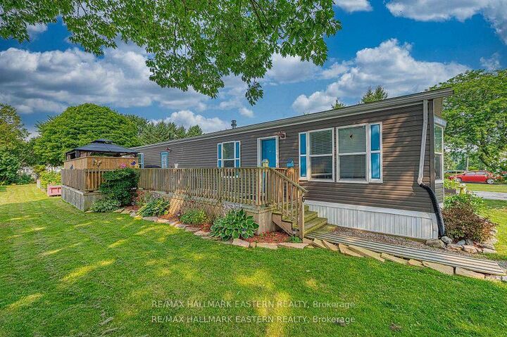 6 Hillview Drive — photo 1