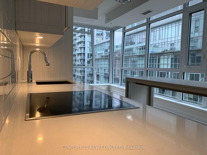 Property Photo:  30 Nelson Street 1104  ON M5V 0H5 