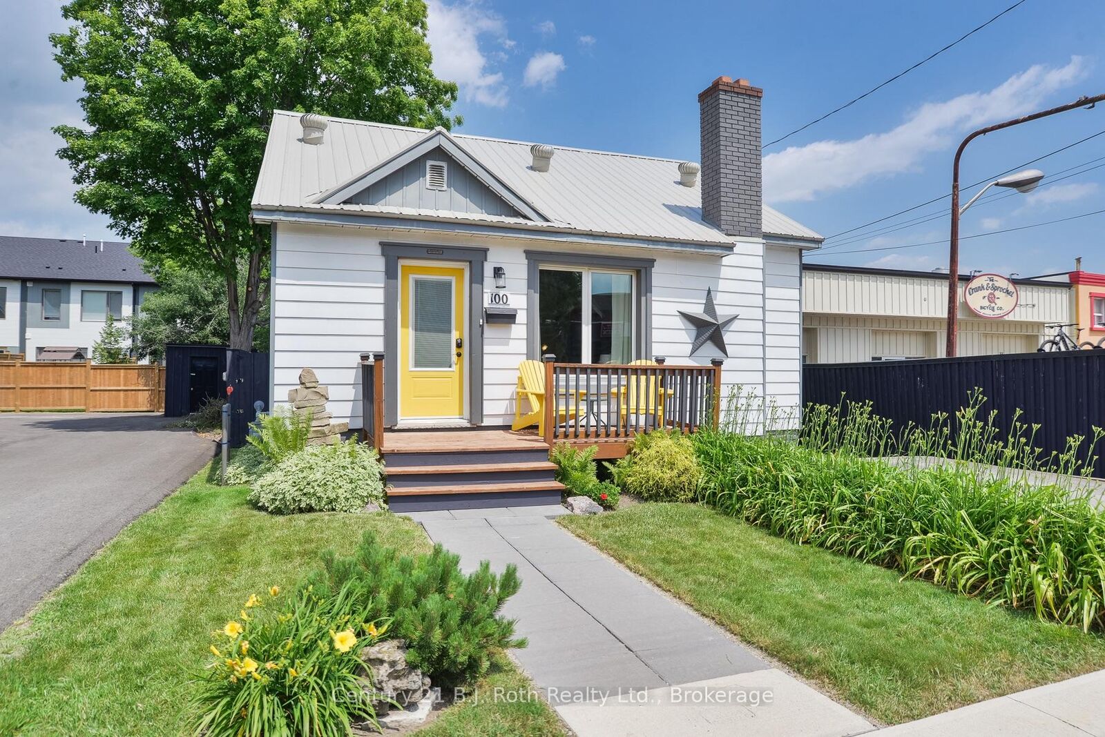 Property Photo:  100 Laclie Street  ON L3V 4M8 