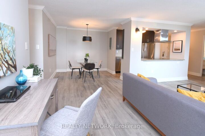 Property Photo:  222 Jackson Street W 702  ON L8P 4S5 
