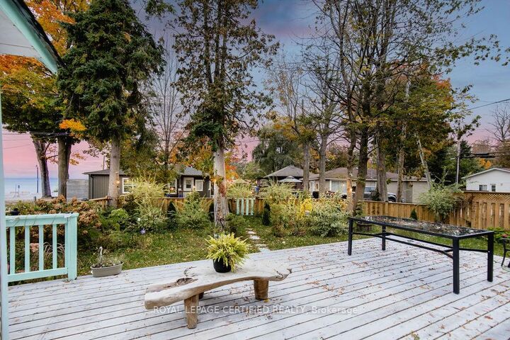 Property Photo: 7 Oliver Drive ON L0L 2J0