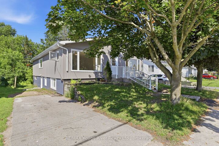 Property Photo:  144 Macdonald Avenue Unit A  ON K8N 3Y3 