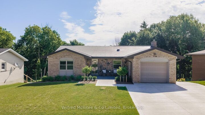 206 Thomas Street — photo 1
