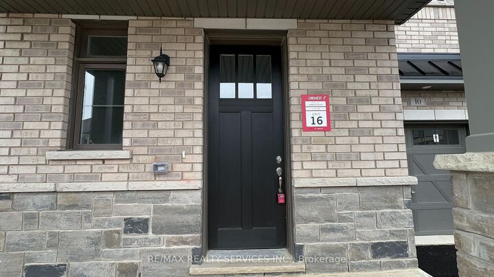 Property Photo:  10 Molnar Crescent  ON N3T 0X3 