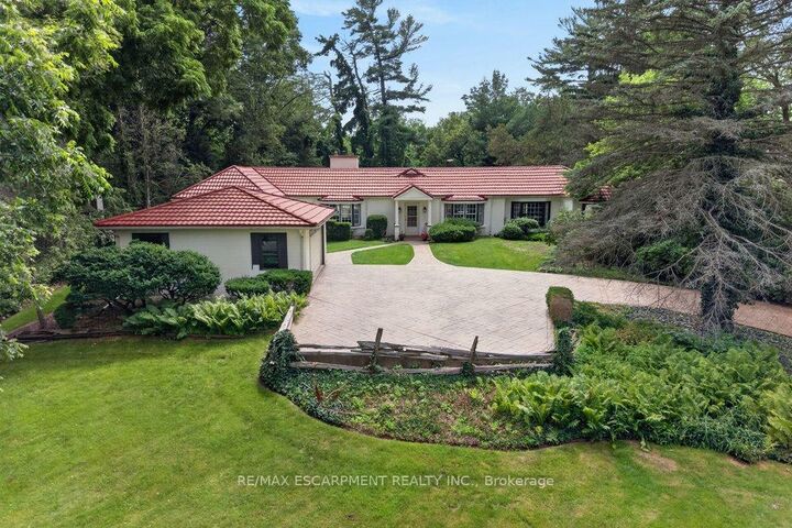 230 Morrison Road — photo 1
