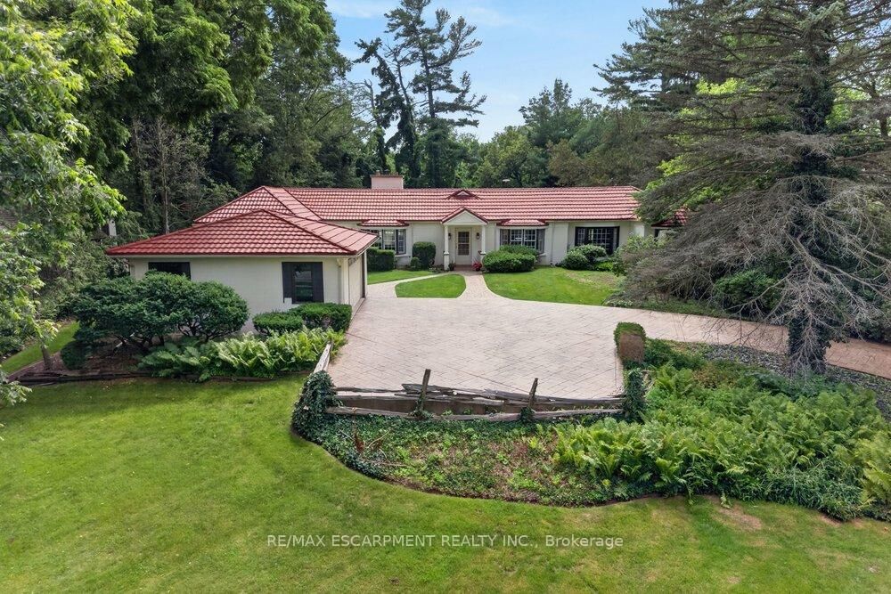 Property Photo: 230 Morrison Road ON L6J 4J4