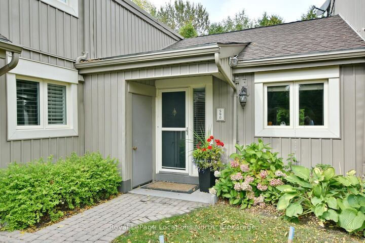 Property Photo: 590 Oxbow Crescent ON L9Y 5B4