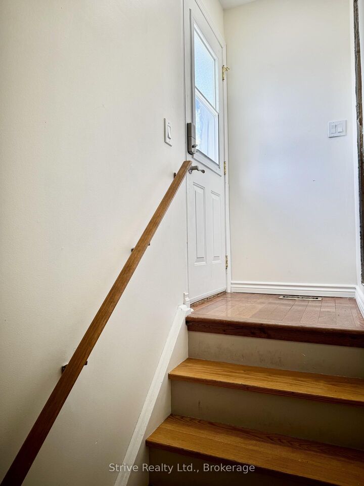 Property Photo: 447 Harcourt Boulevard ON L1H 6V8