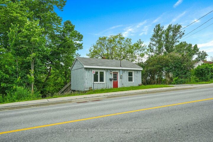 Property Photo: 41 Emily Street ON P2A 2P6