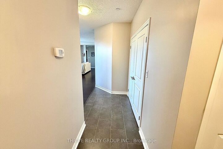 Property Photo:  330 Ridout Street 1607  ON N6C 3Z3 