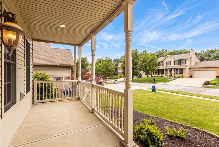 Property Photo: 918 Gregory Ct PA 16066