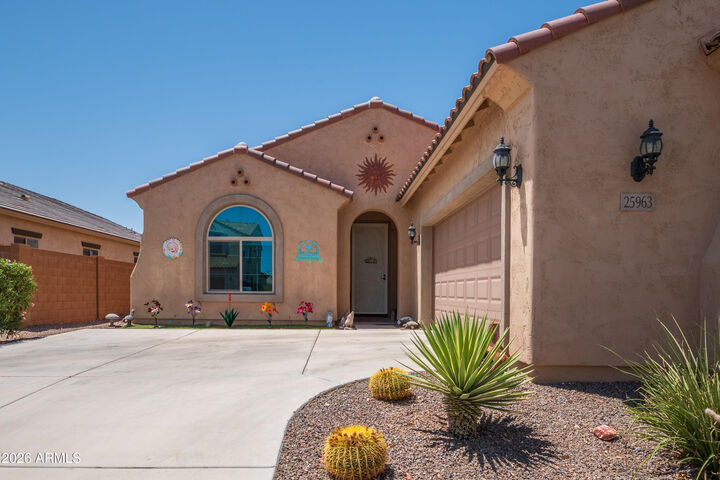 Property Photo:  25963 W Sequoia Drive  AZ 85396 