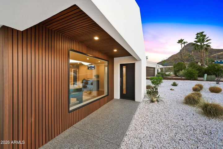 Property Photo: 1955 E Greenway Road AZ 85022