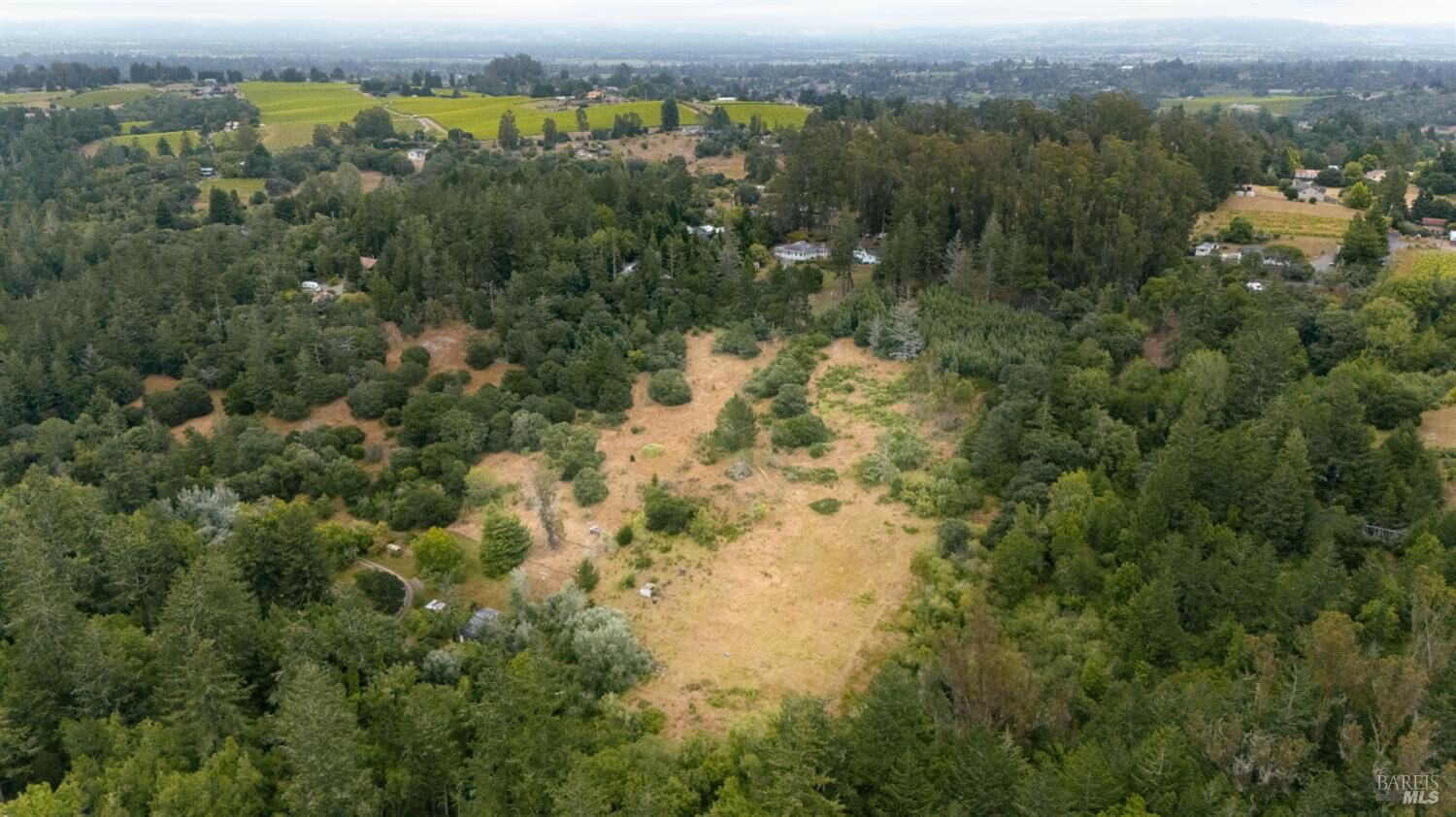 Property Photo:  2750 Burnside Road  CA 95472 