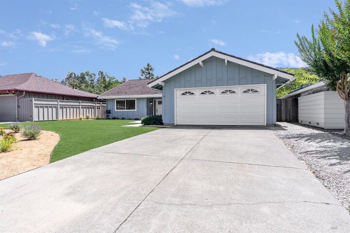 Property Photo: 6694 Oakmont Drive CA 95409