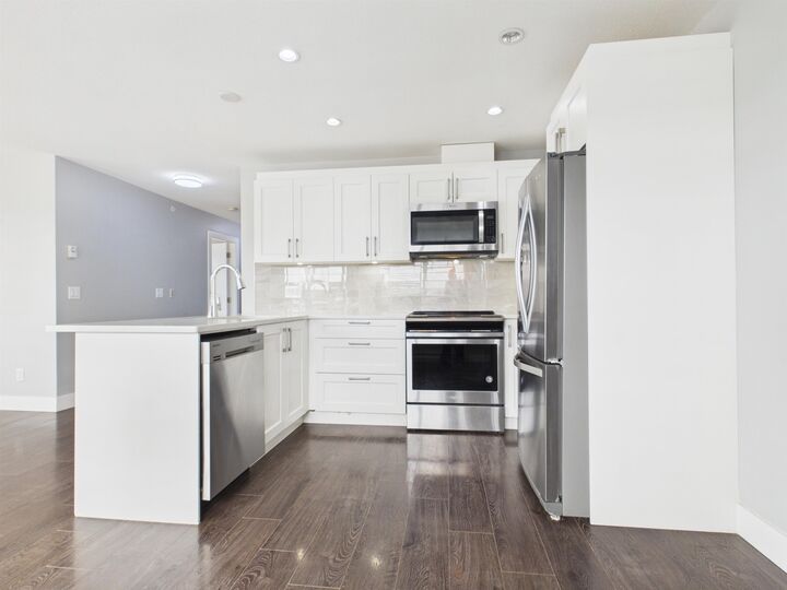 Property Photo:  1990 Westminster Avenue 402  BC V3B 1E8 