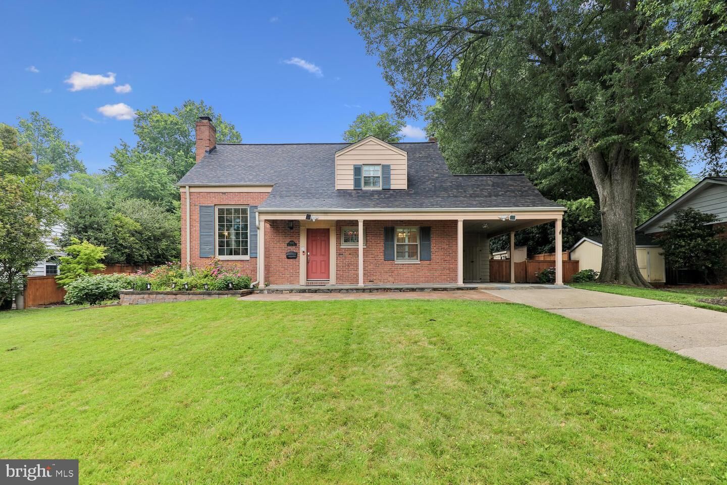 Property Photo: 9005 Greylock Street VA 22308