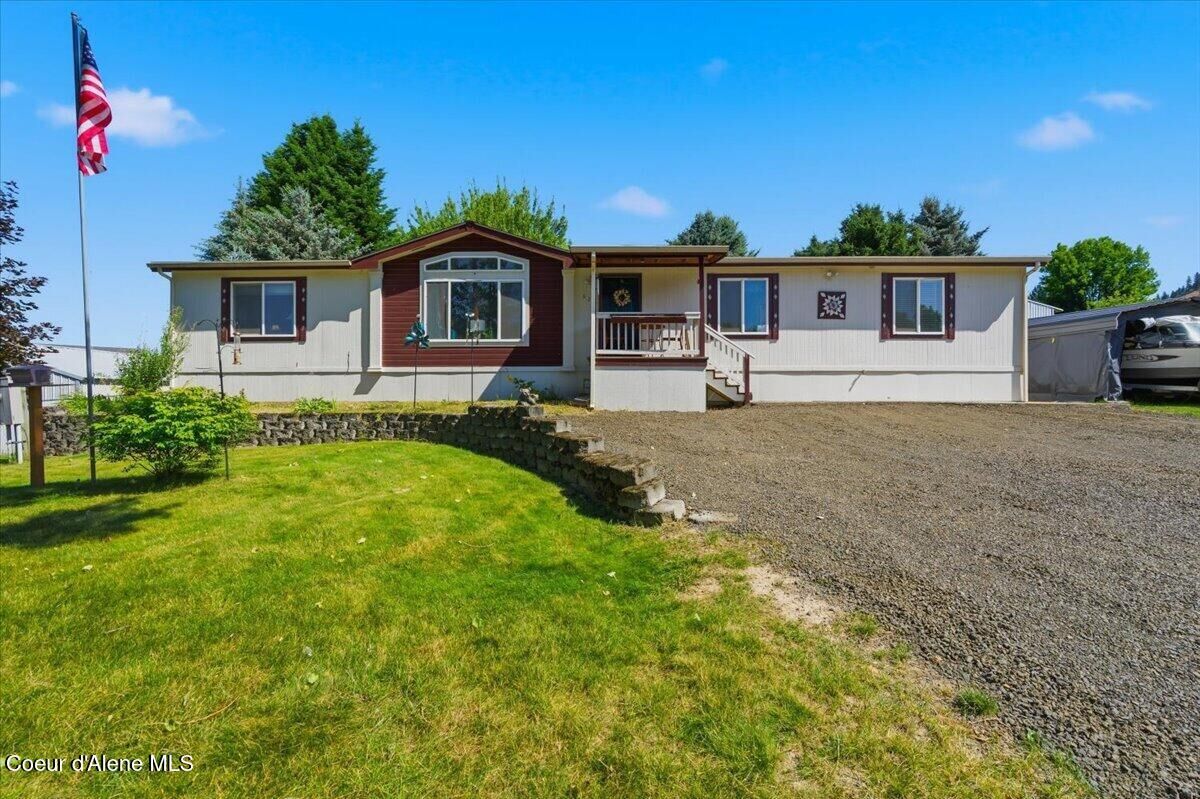 Property Photo:  62 Sunny Rd  ID 83861 