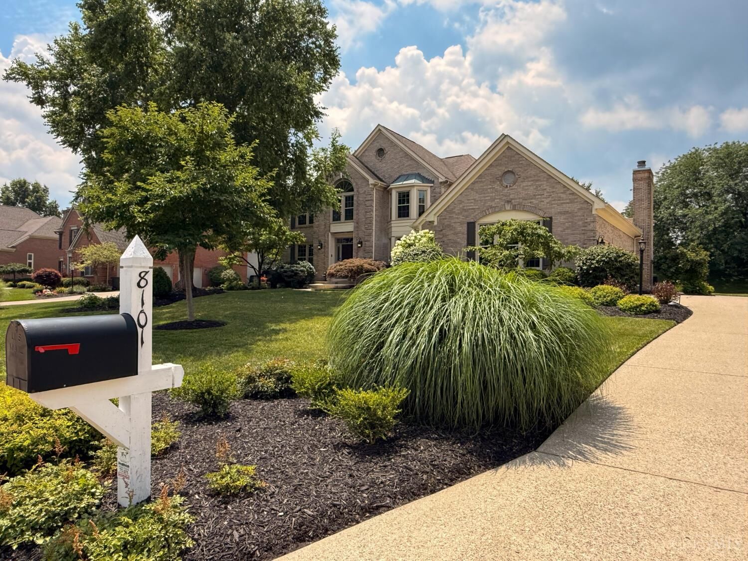 Property Photo: 8101 Startinggate Lane OH 45249