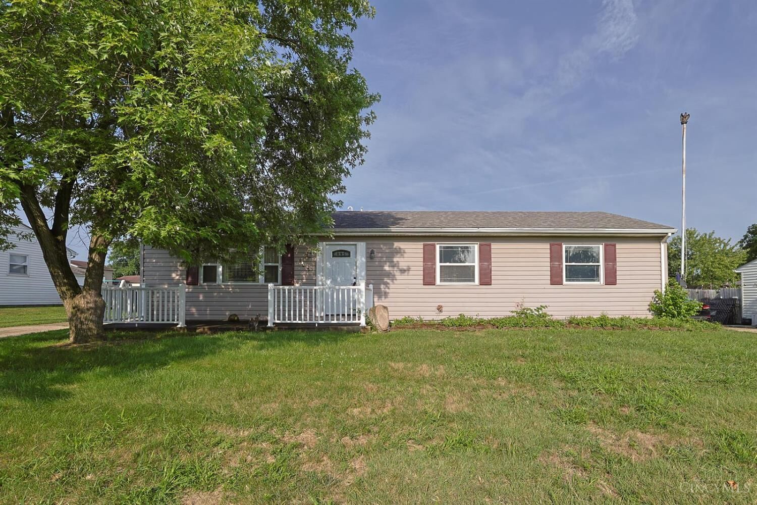 Property Photo: 907 Arthur Street OH 45067