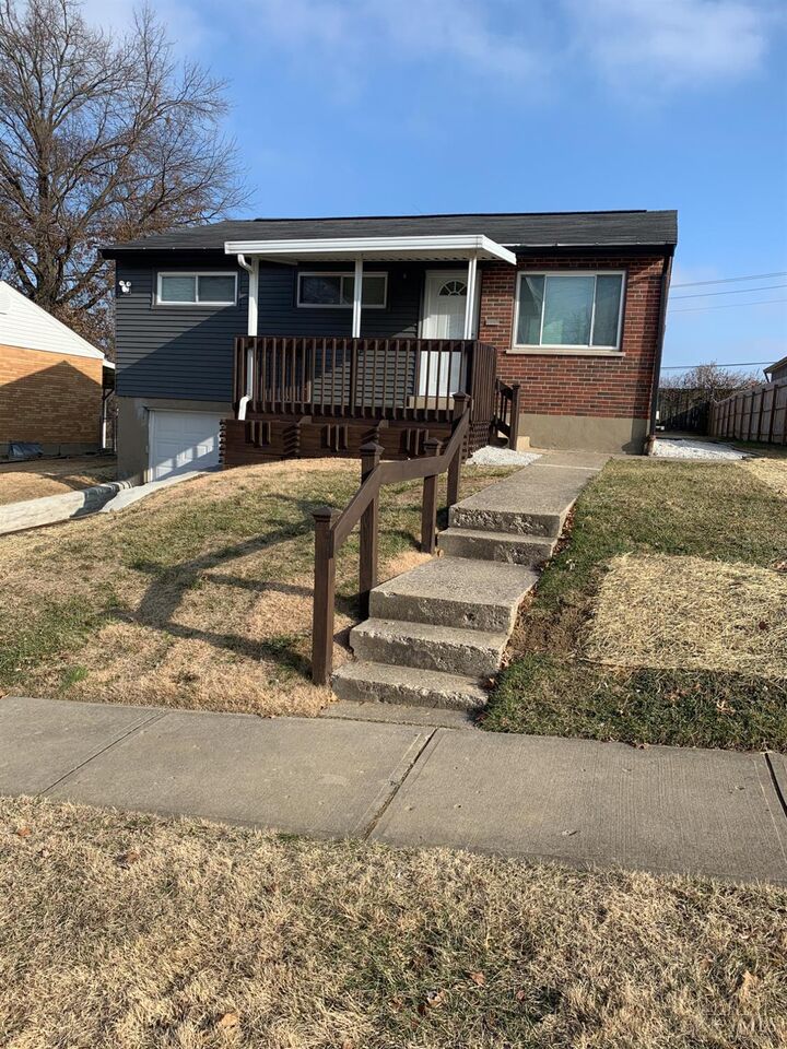 Property Photo: 2158 Faywood Drive OH 45238