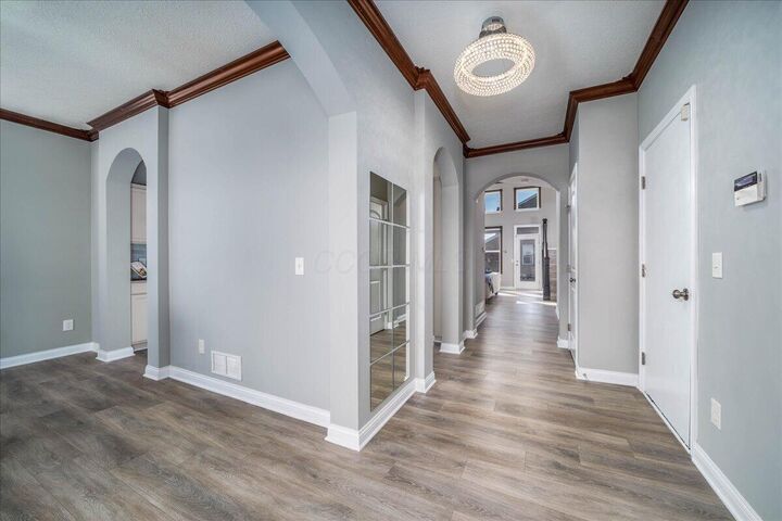 Property Photo: 847 Admiral Drive OH 43074