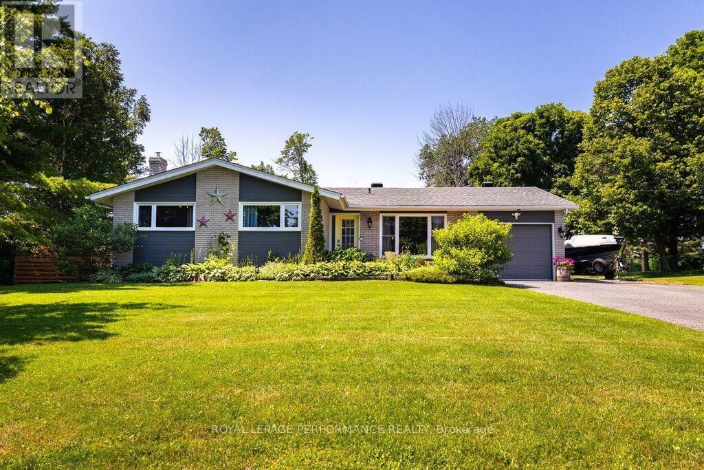 Property Photo:  81 Front Road  ON K0B 1K0 