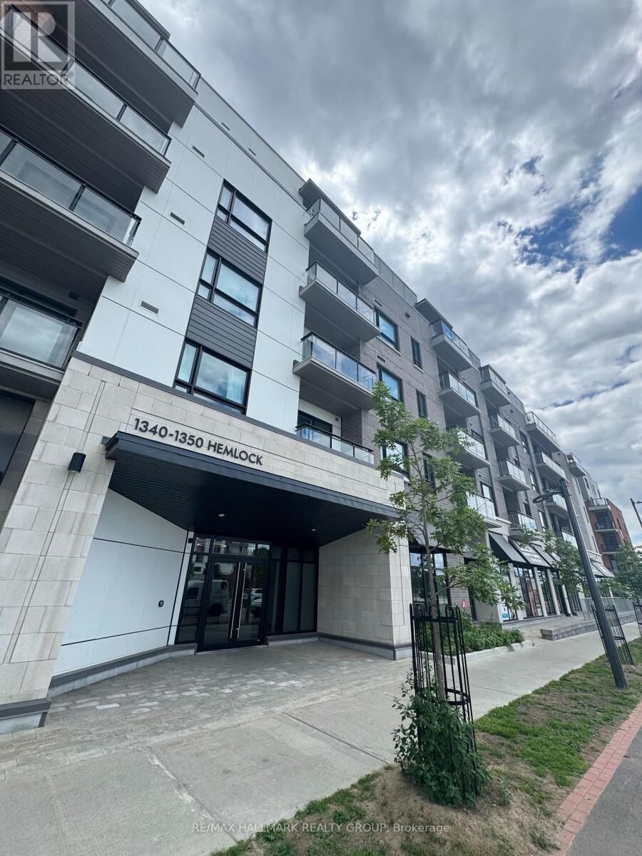 Property Photo: 1350 Hemlock Road 412 ON K1K 5C2