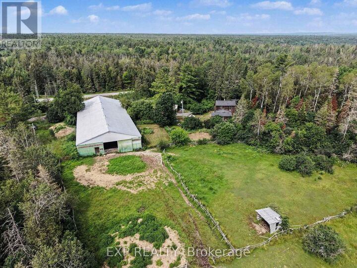 Property Photo: 1798 Burnt Lands Road ON K0A 1L0