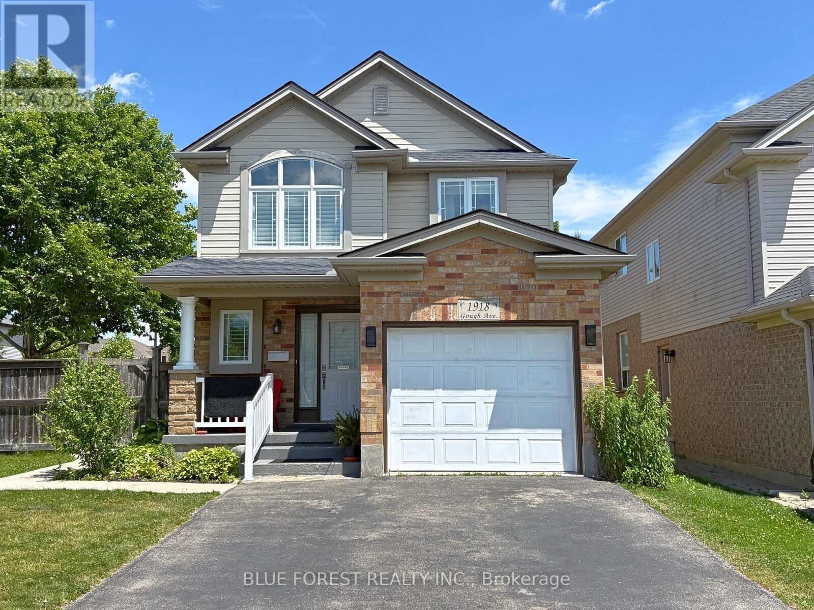 Property Photo: 1918 Gough Avenue ON N5X 4P8