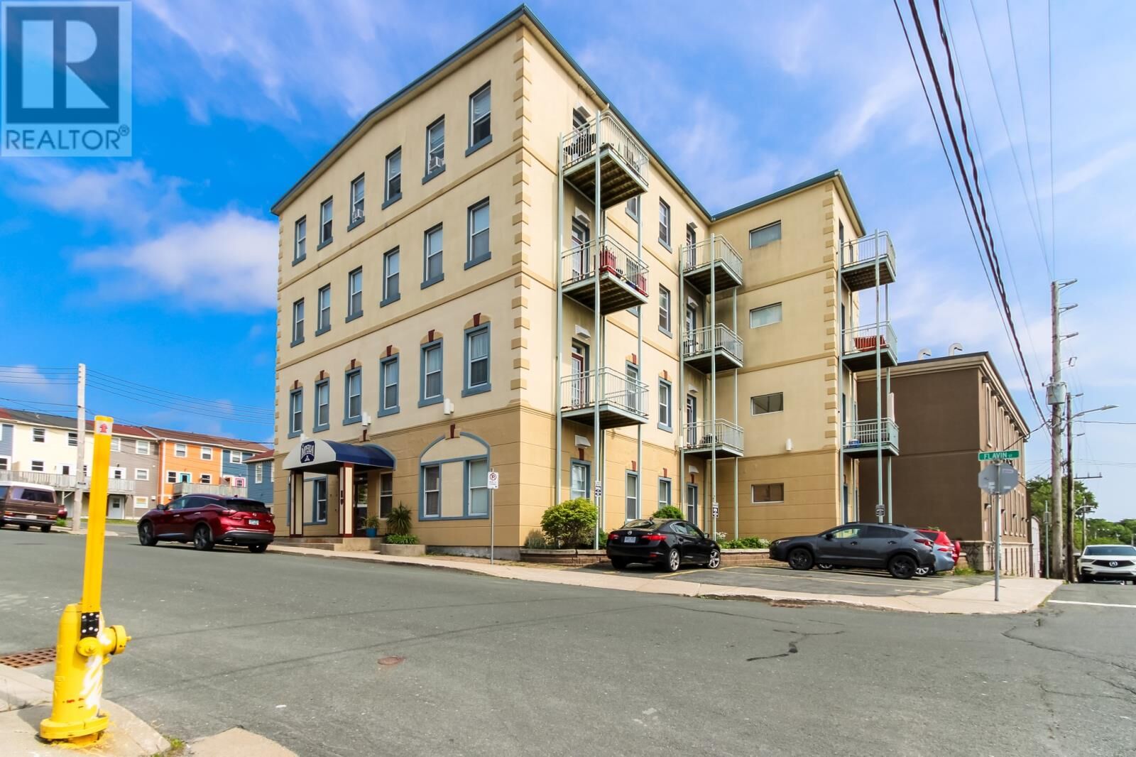 Property Photo:  22 Flavin Street 404  NL A1C 3R9 