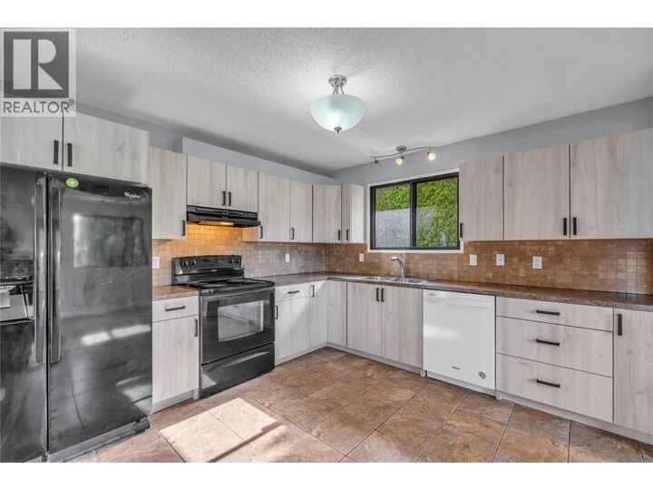 Property Photo: 2550 Wiltse Drive BC V2A 7X5