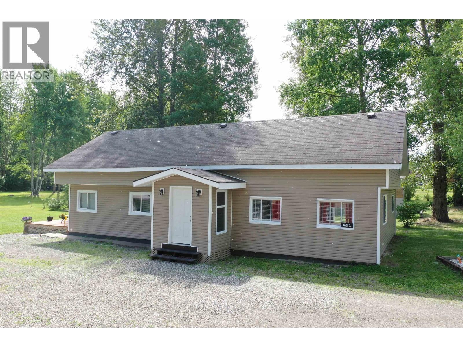 Property Photo:  602 Fir Street  BC V2J 3W2 