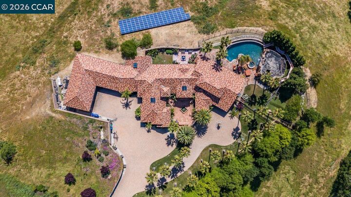 Property Photo: 1615 Lawrence Rd CA 94506